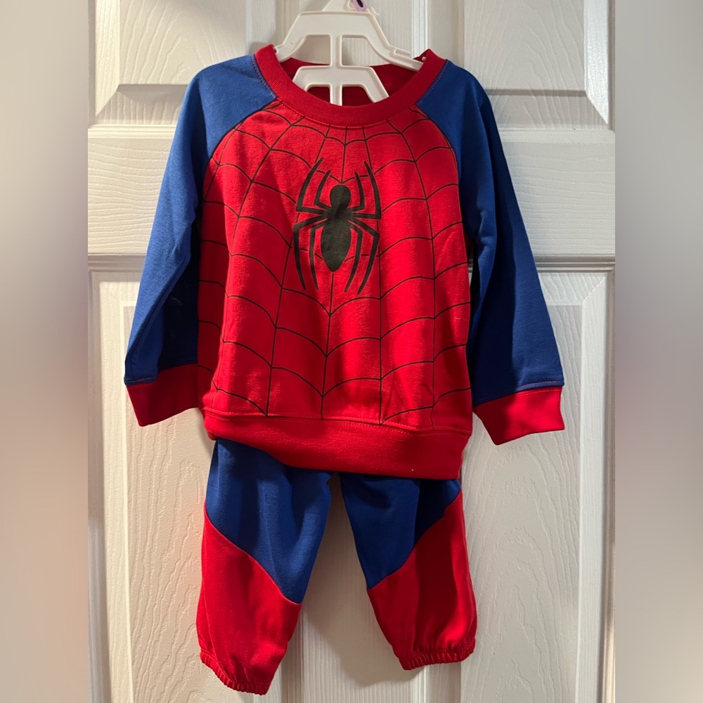 Baby Gap SpiderMan pajama set 18 months Marvel Spider Man 18m